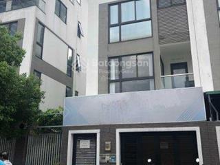Bán nhà mặt tiền bình lợi, 5 x 22m, trệt + 2 lầu st, kinh doanh sầm uất giá tốt