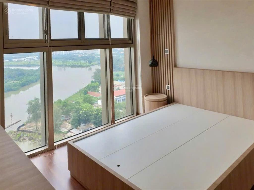 Cần cho thuê gấp căn hộ cao cấp midtown, pmh, q7. 135m 3pn, 3wc, căn góc, view sông. chỉ 40tr/th.