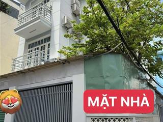 Chdv 10 phòng 143m2 quận phú nhuận