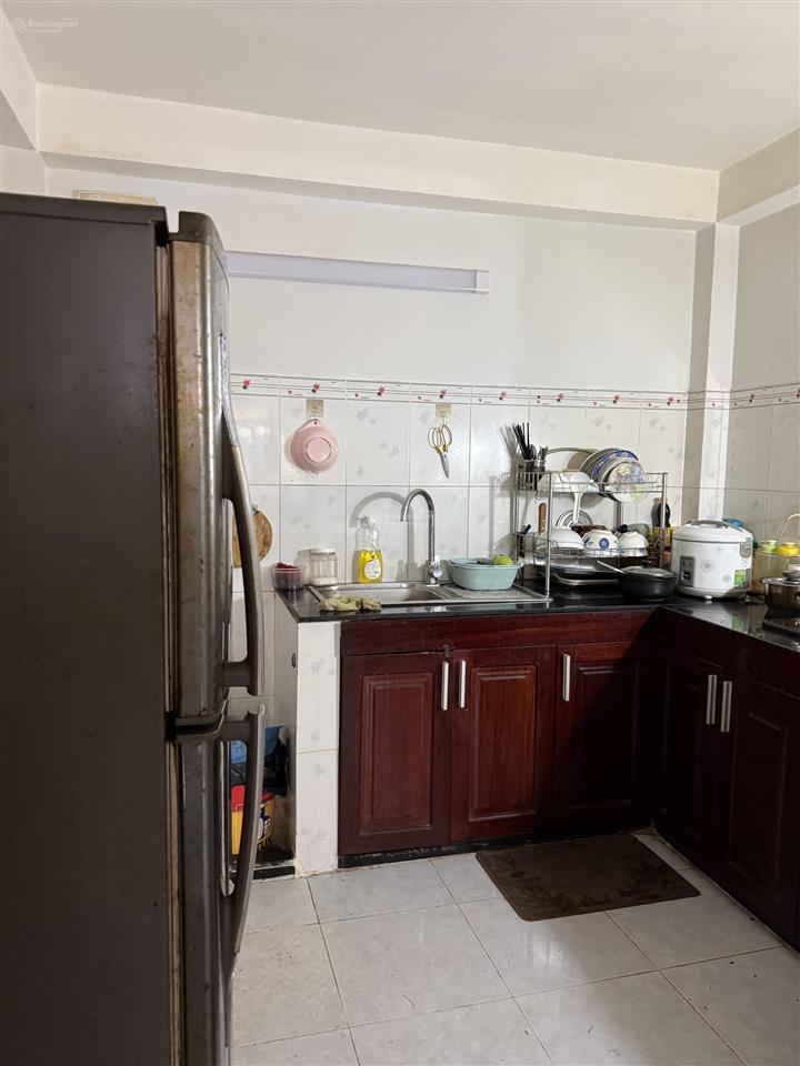 Chính chủ  4 tầng giá rẻ  khu vip quận phú nhuận