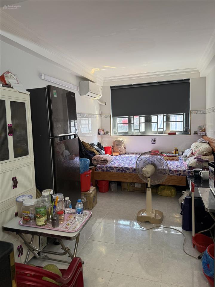 Chính chủ  4 tầng giá rẻ  khu vip quận phú nhuận