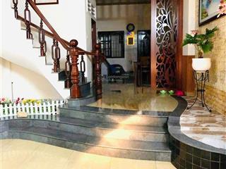Biệt thự mặt tiền ngang hơn 5m dài 23m 4 tầng 6pn xe hơi ngủ trong nhả giá nhỉnh 16 tỷ