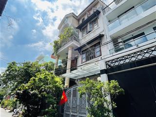 Hẻm xe hơi 5m thông ngay trần não  cầu sài gòn 4 tầng 6pn giá chỉ 20 tỷ