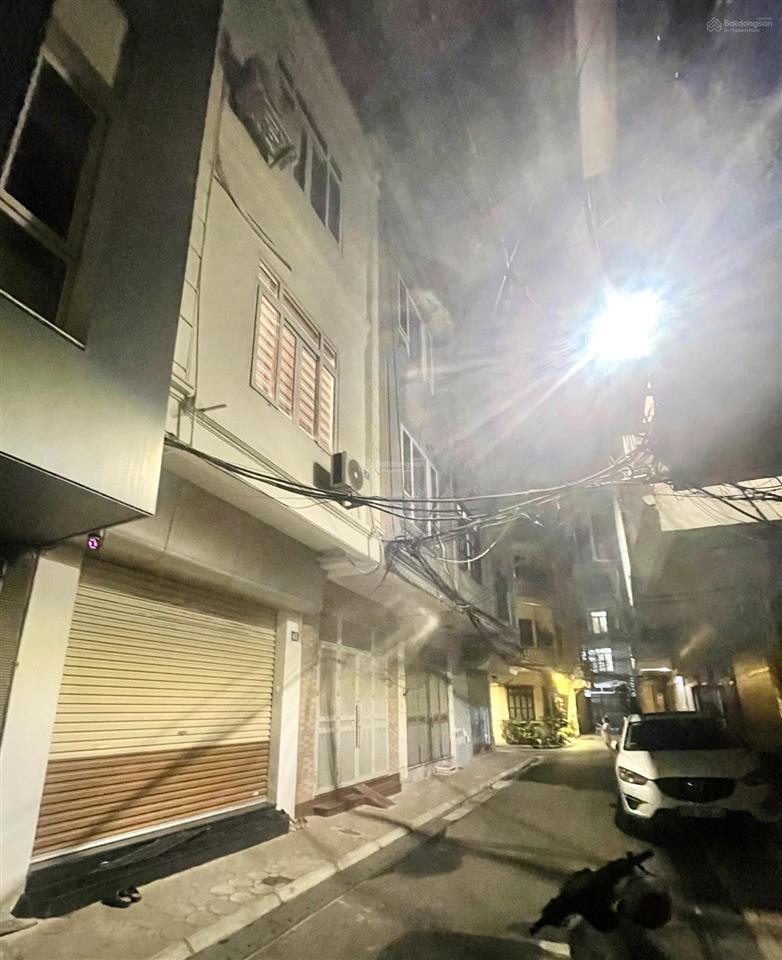 Bán nhà phố thái hà, đống đa, phân lô ô tô tránh, gara, có vỉa hè, ở sướng, cực hiếm tầm tiền 13tỷ.