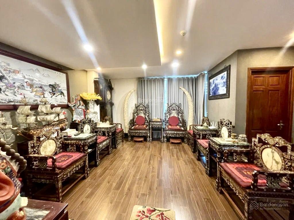 Chính chủ bán nhà phố trần quang diệu, hoàng cầu đống đa, 7 tầng thang máy, phân lô gara 2 ôtô.