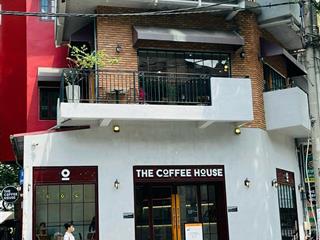 Cho thuê cửa hàng làm hàng ăn cafe phố ngô quyền, diện tích 65m2 tầng 1 riêng biệt, mặt tiền 5m