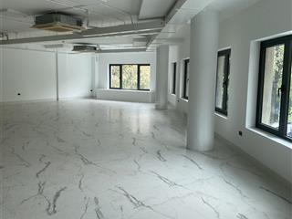 Cho thuê cửa hàng mặt tiền 8m phố hồ tùng mậu  cầu giấy dt 50m2 x 5 tầng, thông sàn, mọi mô hình