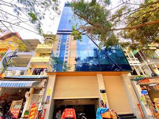 Mặt phố danh giá. tt hoàng quốc việt. toà nhà lừng lững. 260m2 8 tầng 12m mặt tiền. showroom, vp