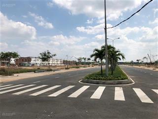 Chính chủ bán gấp lô ngay 25b đường chính 30m. 100m2 ngộp giá 2,1 tỷ. đã có sổ. tc 100%