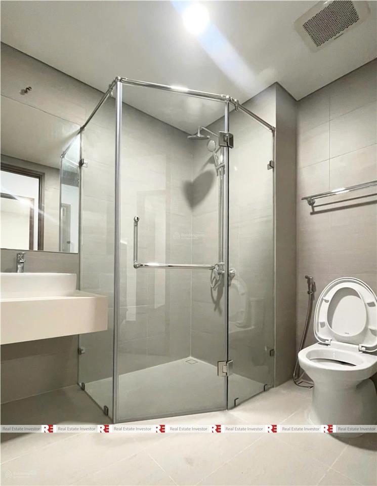 Bán gấp 2pn 2wc chung cư akari city nam long gđ2 78m2  giá 4,65 tỷ bao thuế phí  view hồ bơi