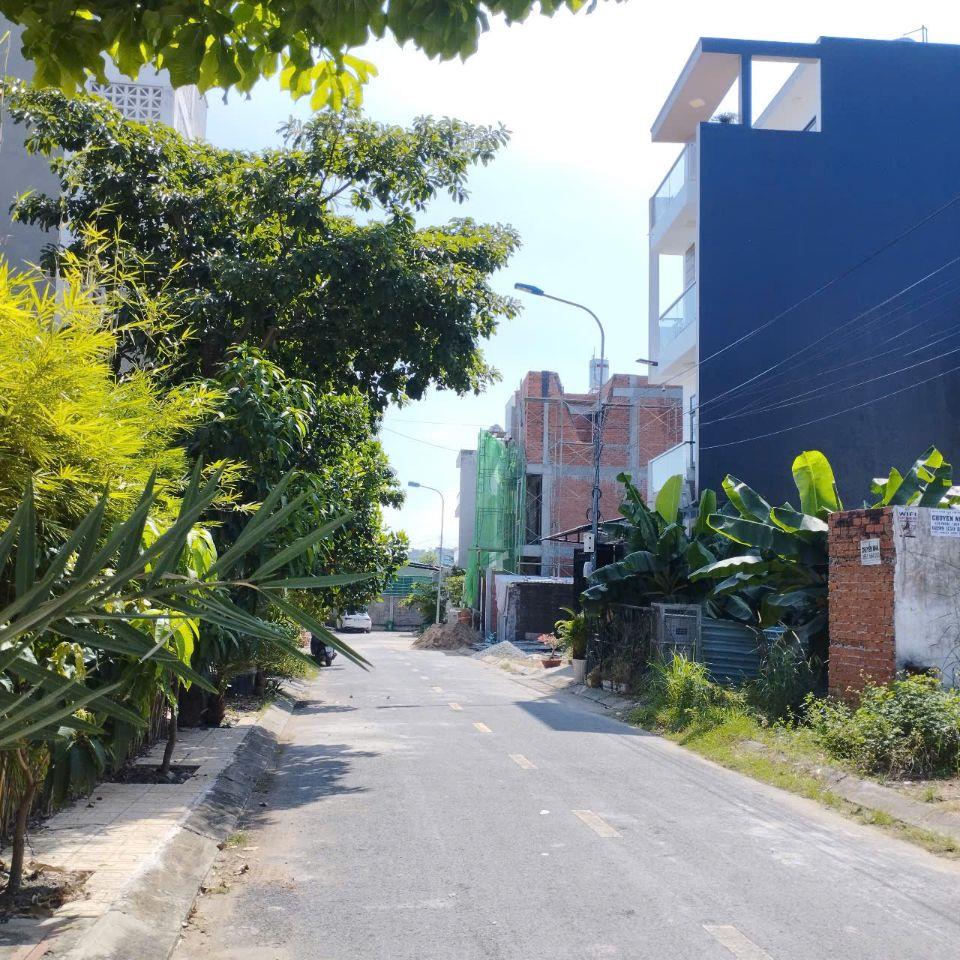 Chuyên nhận ký gửi, mua bán đất nền Dự án Diamond town, hẻm 86 Bưng Ông Thoàn, TP.Thủ Đức