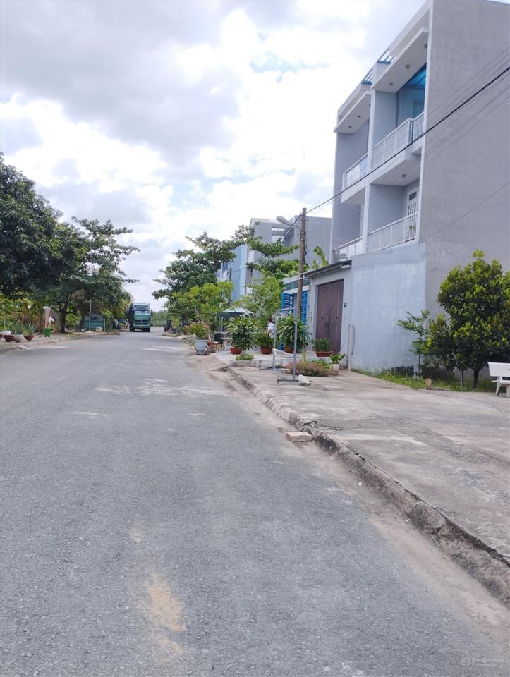 Giá đất nền dự án đông dương, đường bưng ông thoàn, phường phú hữu, quận 9, hcm