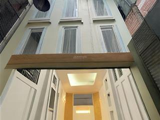 Bán nhà hxh lý chính thắng, quận 3. 4 tầng. 5pn. 40m2 giá chỉ 7,3 tỉ tl. sổ riêng sang tên ngay