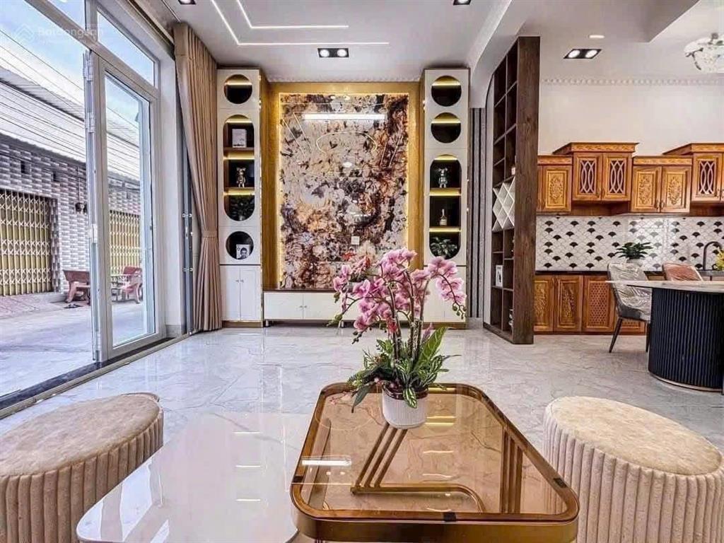 Nguyễn văn công, p3, gò vấp, khu vực hiếm nhà bán 4x12m vuông vức, hẻm ô tô thông chỉ 4.2 tỷ
