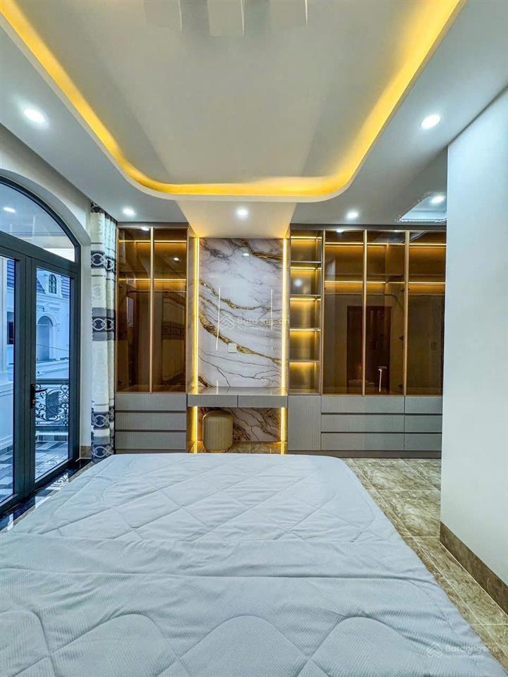 Siêu phẩm nhà hxh 7 chỗ nguyễn văn đậu, bình thạnh  nhà mới hoàn công đủ, sát mặt tiền đường
