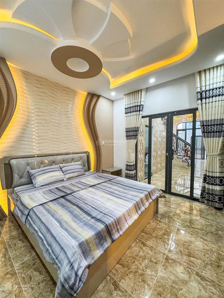 Siêu phẩm nhà hxh 7 chỗ nguyễn văn đậu, bình thạnh  nhà mới hoàn công đủ, sát mặt tiền đường