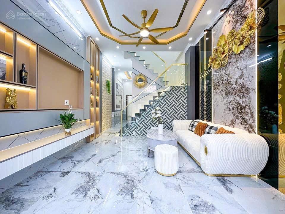 Hẻm xe hơi hoàng hoa thám  cách 1 căn ra mặt tiền, 4 tầng btct, 60m2 chỉ 8.2 tỷ