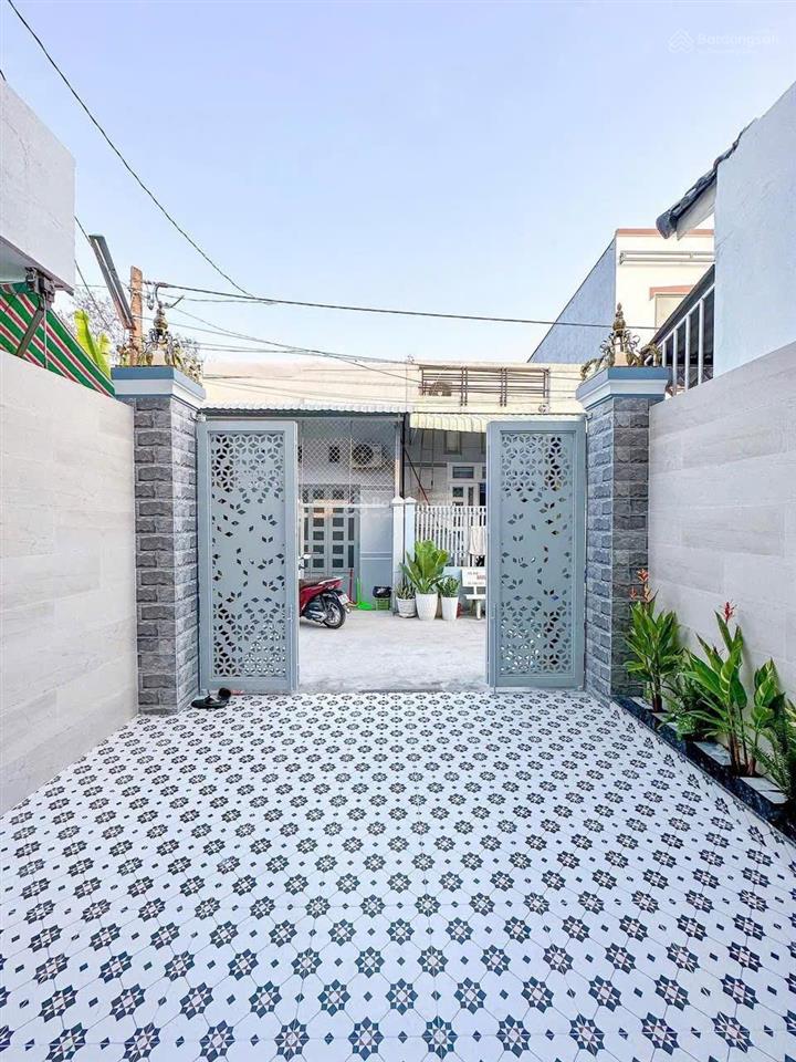 Hẻm xe hơi hoàng hoa thám  cách 1 căn ra mặt tiền, 4 tầng btct, 60m2 chỉ 8.2 tỷ