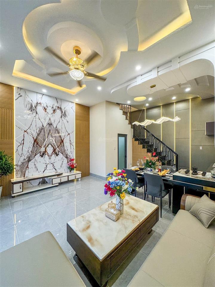 Hẻm xe tải điện biên phủ, p15, bình thạnh  đang cho thuê 9tr/tháng  44m² bán gấp chỉ 4.2 tỷ