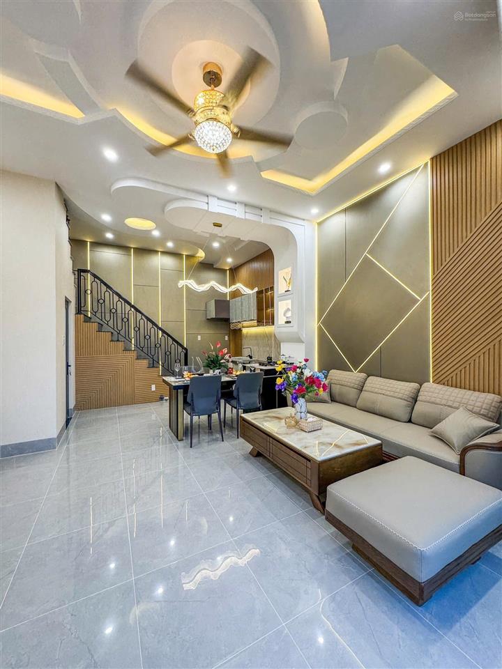 Hẻm xe tải điện biên phủ, p15, bình thạnh  đang cho thuê 9tr/tháng  44m² bán gấp chỉ 4.2 tỷ