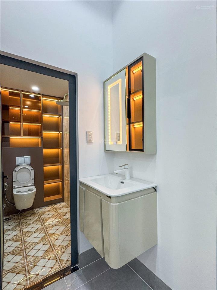 Hẻm xe tải điện biên phủ, p15, bình thạnh  đang cho thuê 9tr/tháng  44m² bán gấp chỉ 4.2 tỷ