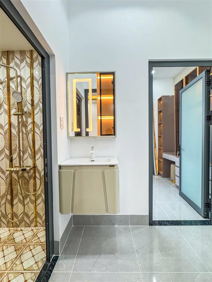 Hẻm xe tải điện biên phủ, p15, bình thạnh  đang cho thuê 9tr/tháng  44m² bán gấp chỉ 4.2 tỷ