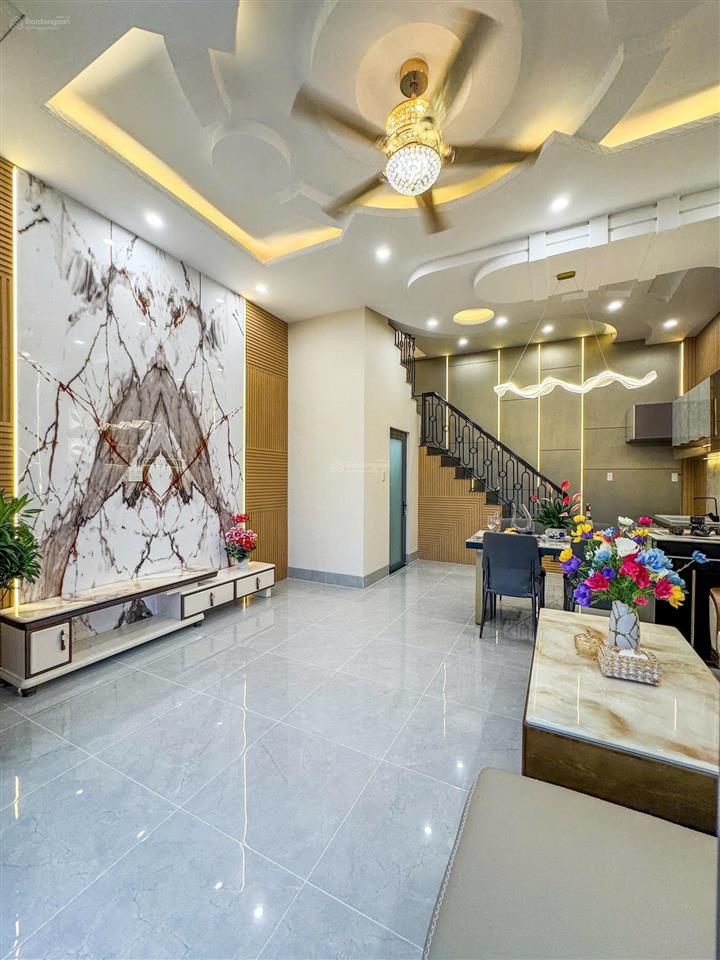 Hẻm xe tải điện biên phủ, p15, bình thạnh  đang cho thuê 9tr/tháng  44m² bán gấp chỉ 4.2 tỷ