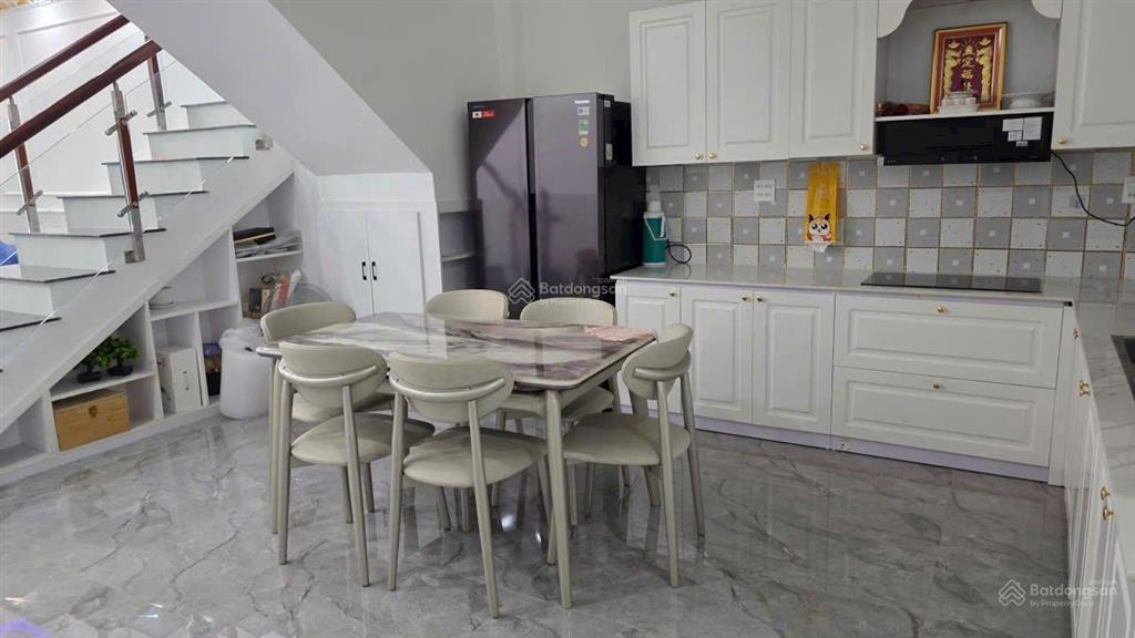 Ngay sát đại học văn lang  nguyễn thái sơn hẻm xe hơi nhà mới đẹp, 68m2 chỉ nhỉnh 6 tỷ