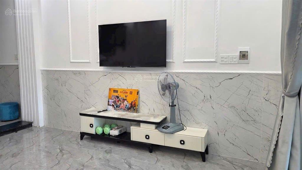 Ngay sát đại học văn lang  nguyễn thái sơn hẻm xe hơi nhà mới đẹp, 68m2 chỉ nhỉnh 6 tỷ