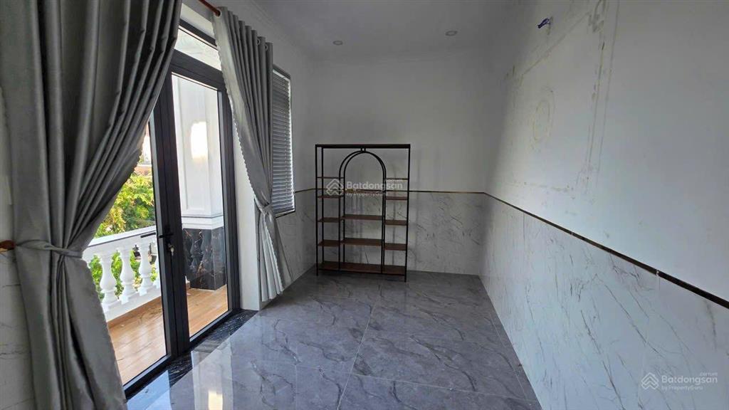 Ngay sát đại học văn lang  nguyễn thái sơn hẻm xe hơi nhà mới đẹp, 68m2 chỉ nhỉnh 6 tỷ