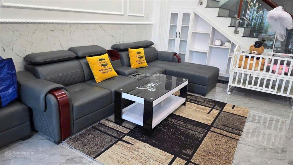Ngay sát đại học văn lang  nguyễn thái sơn hẻm xe hơi nhà mới đẹp, 68m2 chỉ nhỉnh 6 tỷ
