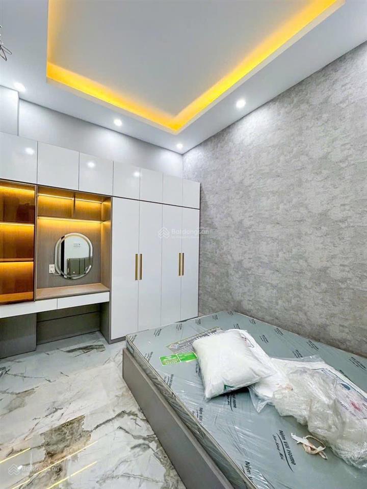 View landmark  bùi đình tuý . 68m2 , p.12, bình thạnh . nhà bự xe hơi ngủ trong nhà , chỉ 9.1 tỷ