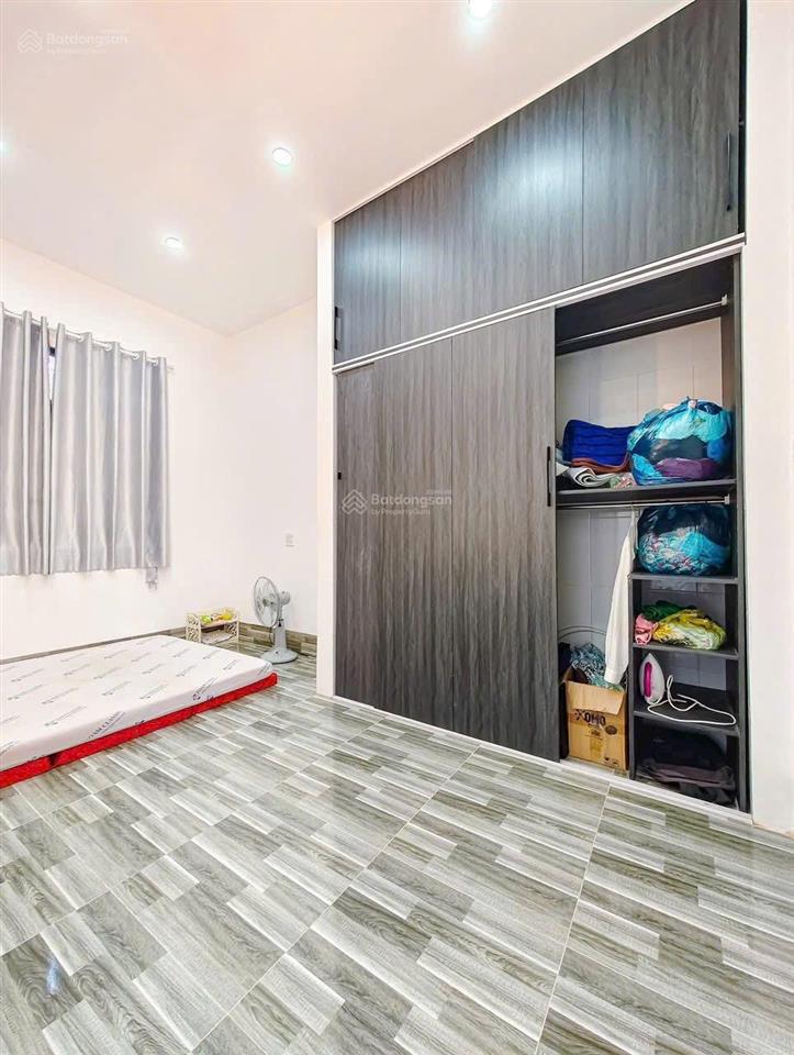 Mặt tiền chuẩn 4.5m sổ vuông đẹp ngay emart & đh văn lang chỉ đúng 7 tỷ! vị trí tốt bán nhanh