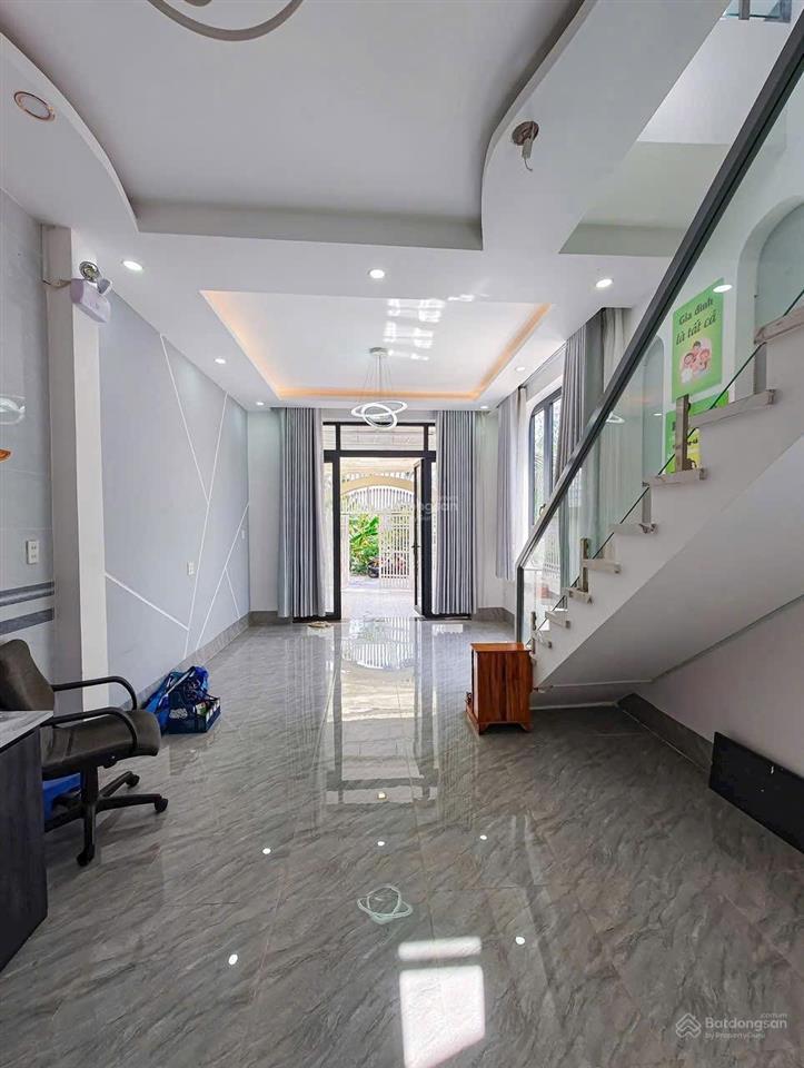 Mặt tiền chuẩn 4.5m sổ vuông đẹp ngay emart & đh văn lang chỉ đúng 7 tỷ! vị trí tốt bán nhanh
