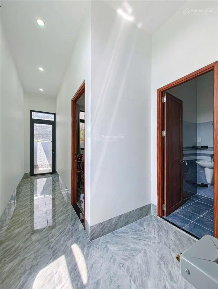 Mặt tiền chuẩn 4.5m sổ vuông đẹp ngay emart & đh văn lang chỉ đúng 7 tỷ! vị trí tốt bán nhanh