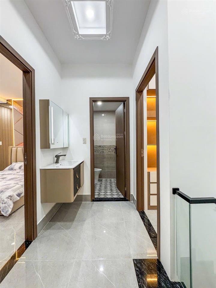 Siêu phẩm đầu tư ở hoặc giữ tiền . quang trung p.12, gò vấp 88m vuông,5 tầng hoàn công 9.5ty