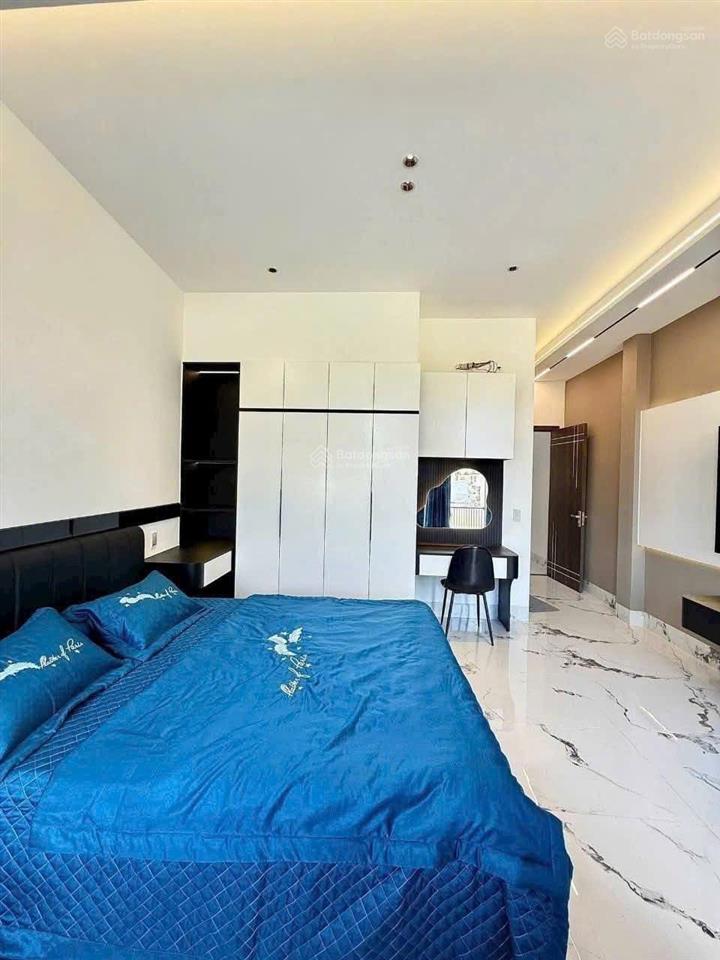 Luxury house mới tinh hxh nguyễn văn công p3 gò vấp , 68m2, 4pn full nội thất chỉ 7.2 tỷ