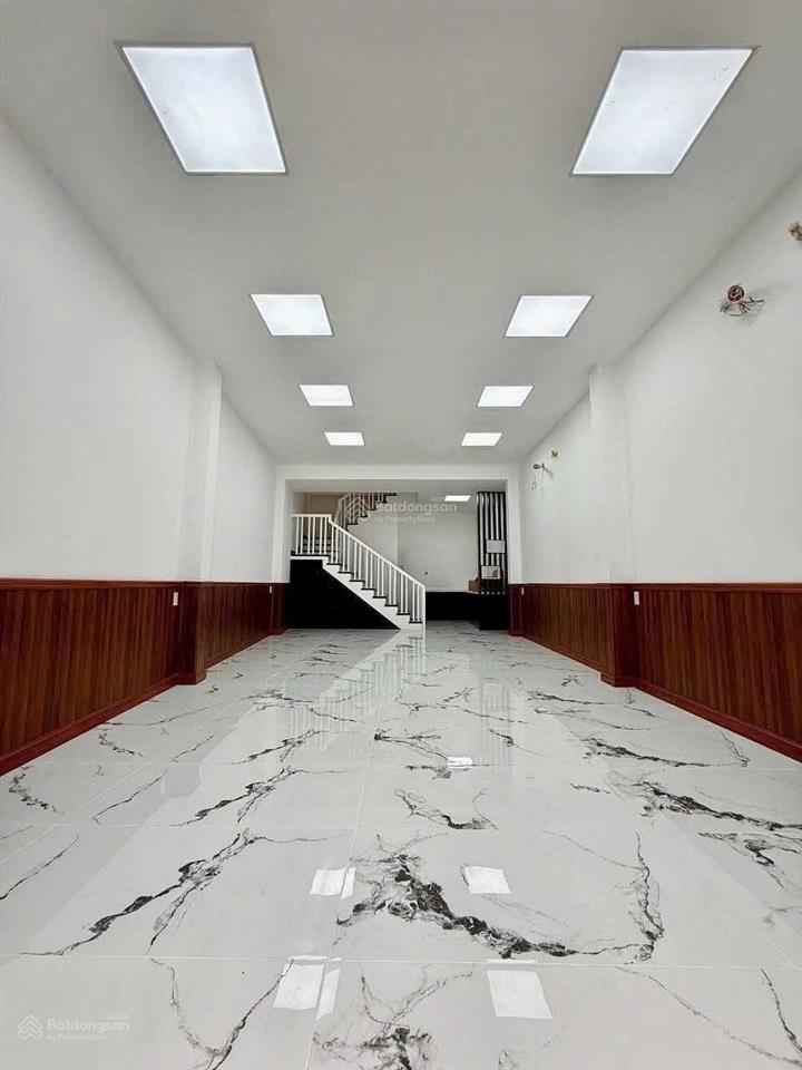 Luxury house mới tinh hxh nguyễn văn công p3 gò vấp , 68m2, 4pn full nội thất chỉ 7.2 tỷ