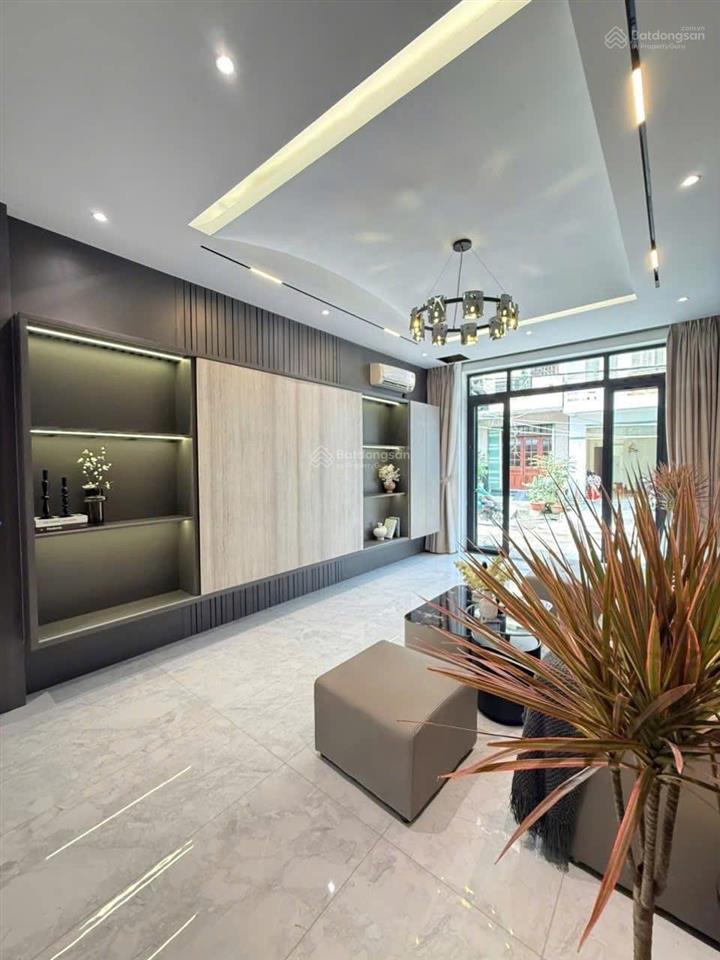 Nhà mặt tiền nguyễn văn công , 86m2 , 5 tầng chỉ 13.5 tỷ  đang cho thuê 30tr/tháng