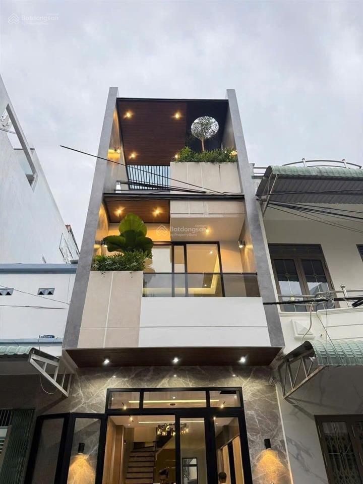 Nhà mặt tiền nguyễn văn công , 86m2 , 5 tầng chỉ 13.5 tỷ  đang cho thuê 30tr/tháng