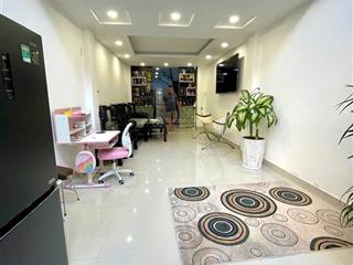Bán nhà 5 lầu hẻm 144 nguyễn thần hiến phường 18 quận 4