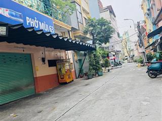Bán nhà căn góc 2 lầu ngay mặt tiền đường số quận 4