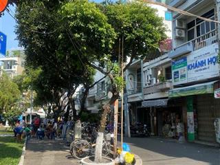 Cho thuê nhà mặt tiền đường số 8m quận 4