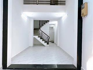 Bán nhà 2 mặt tiền đường số 5 phòng ngủ xe hơi tới nhà