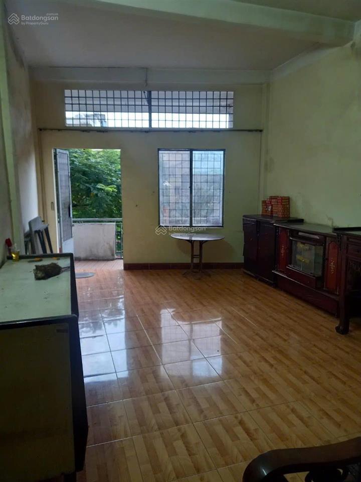Bán nhà 4 lầu mặt tiền hoàng diệu quận 4