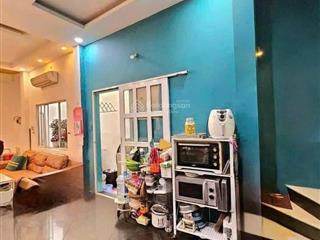 Bán nhà 4 phòng ngủ hẻm 266 tôn đản quận 4