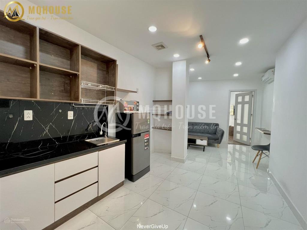 Cho thuê chdv full nội thất 1pn 50m2 bancol ngay khu phan đăng lưu