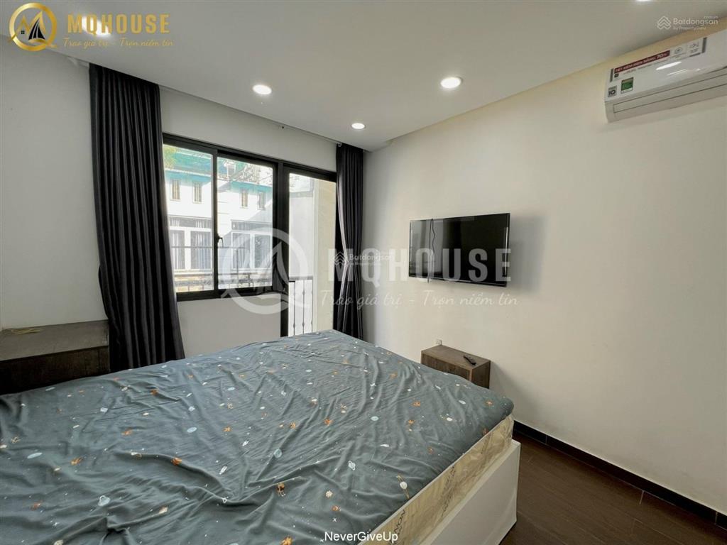 Cho thuê chdv full nội thất 1pn 50m2 bancol ngay khu phan đăng lưu