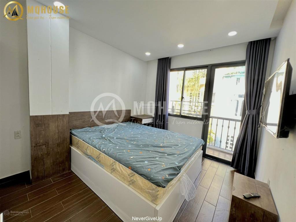 Cho thuê chdv full nội thất 1pn 50m2 bancol ngay khu phan đăng lưu