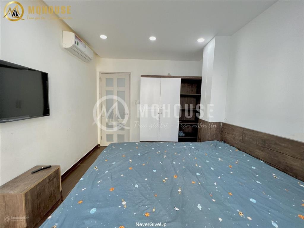 Cho thuê chdv full nội thất 1pn 50m2 bancol ngay khu phan đăng lưu
